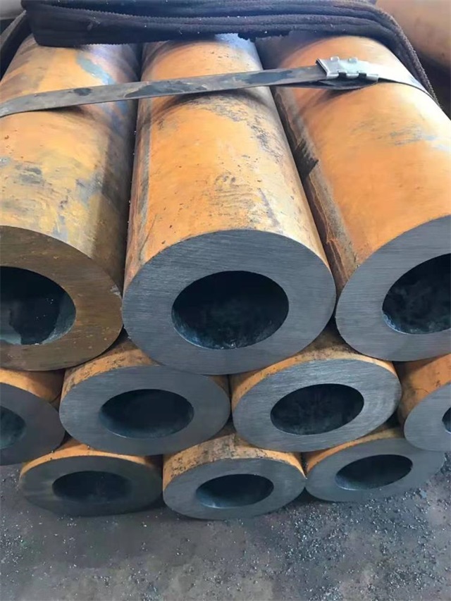 丽江20号厚壁无缝钢管