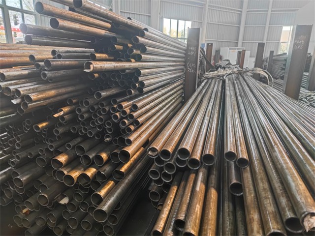 丽江35#精密无缝钢管