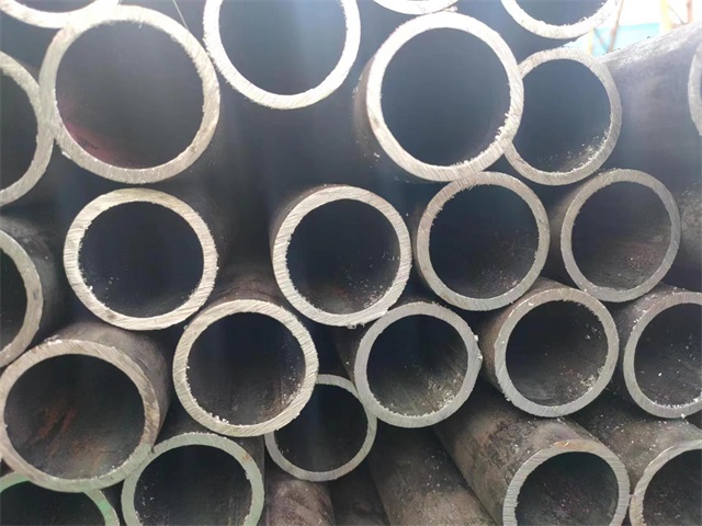 丽江10#结构用无缝钢管