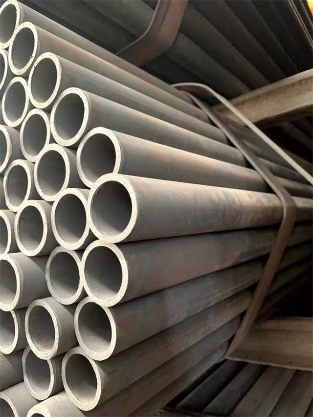 丽江35#结构无缝钢管